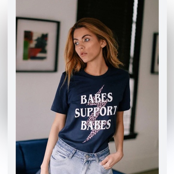 Babes Support Babes Graphic Tee - Picture 3 of 5